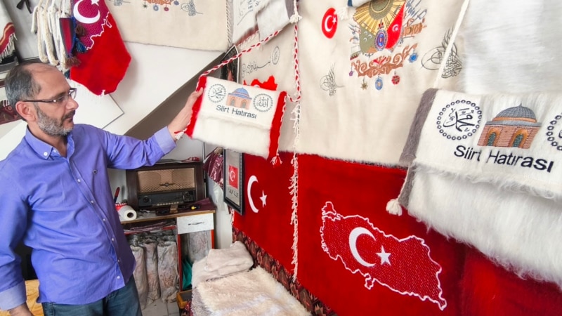Yüzlerce yıldır Siirt’le özdeşleşen battaniye üretimi can çekişiyor