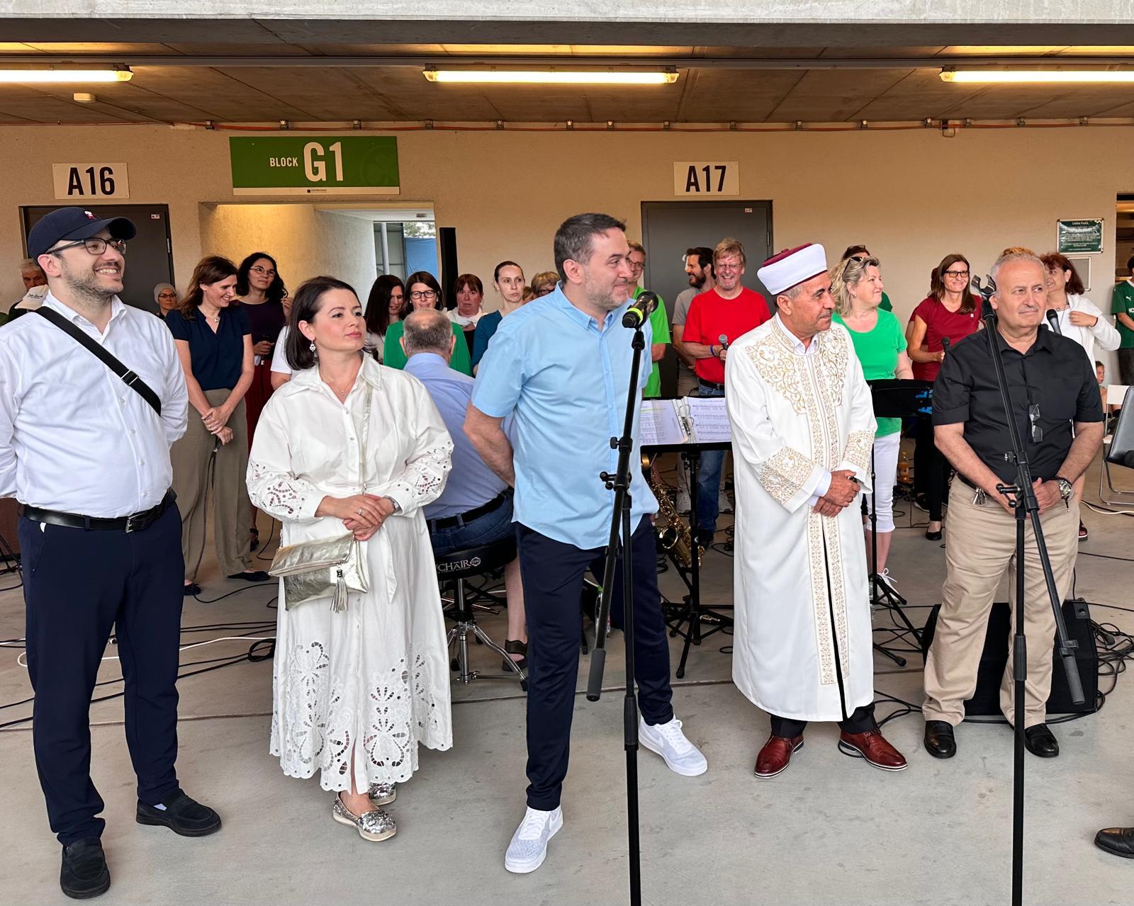 SpVgg Greuther Fürth’in açılışı, Türk imamın duası ile gerçekleşti