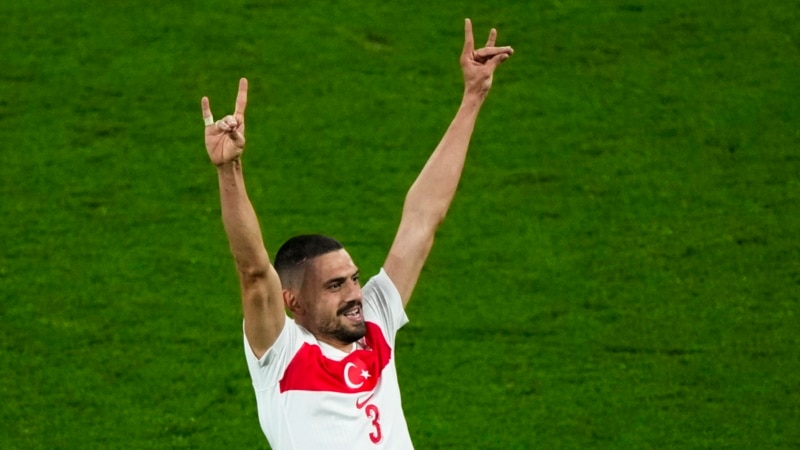 Gündem Merih Demiral’in bozkurt selamlı gol sevinci: Hollanda maçında oynayacak mı?