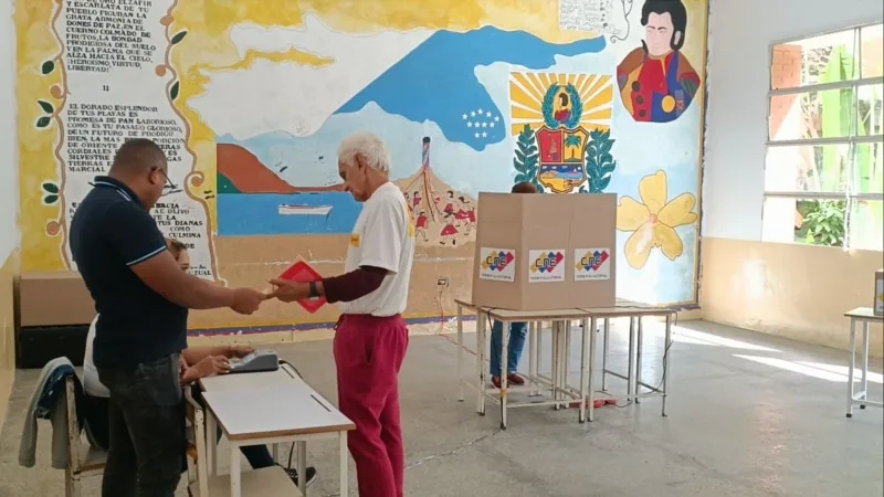 Venezuela Pazar günü sandığa gidiyor