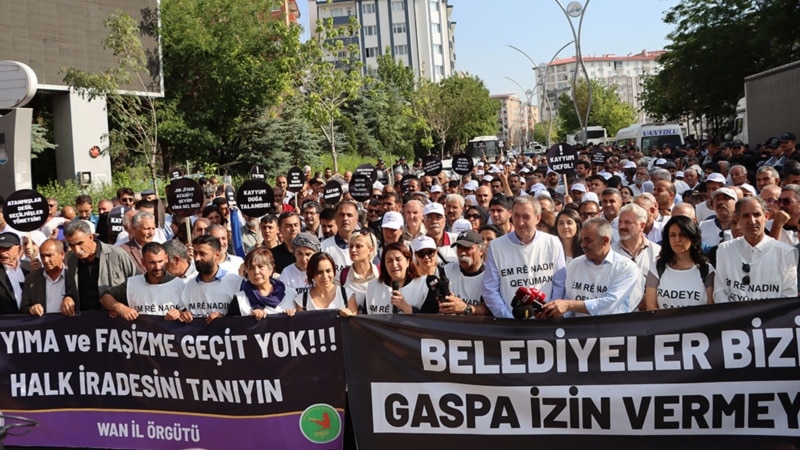 DEM Parti’den kayyumlara karşı altı günlük ‘iradeye saygı’ yürüyüşü