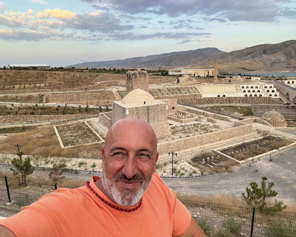 Degüstatör Tosun, Diyarbakır ve Mardin’de Şarap Üzerine Araştırmalar Yaptı