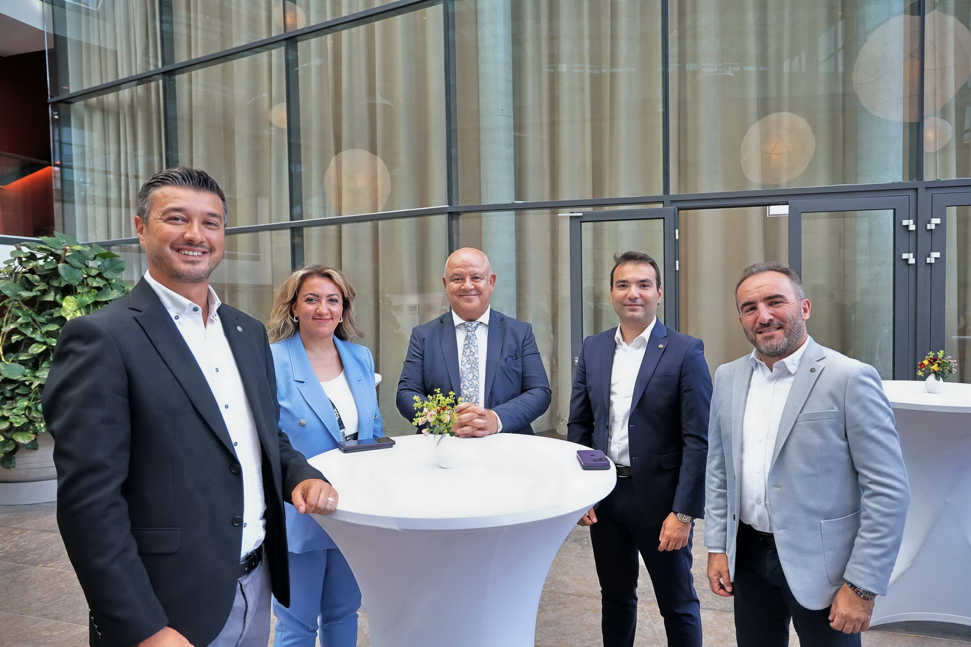 Büyükelçi Şen, ‘İFA Berlin 2024’ Fuarı Katılımcılarına Resepsiyon Verdi