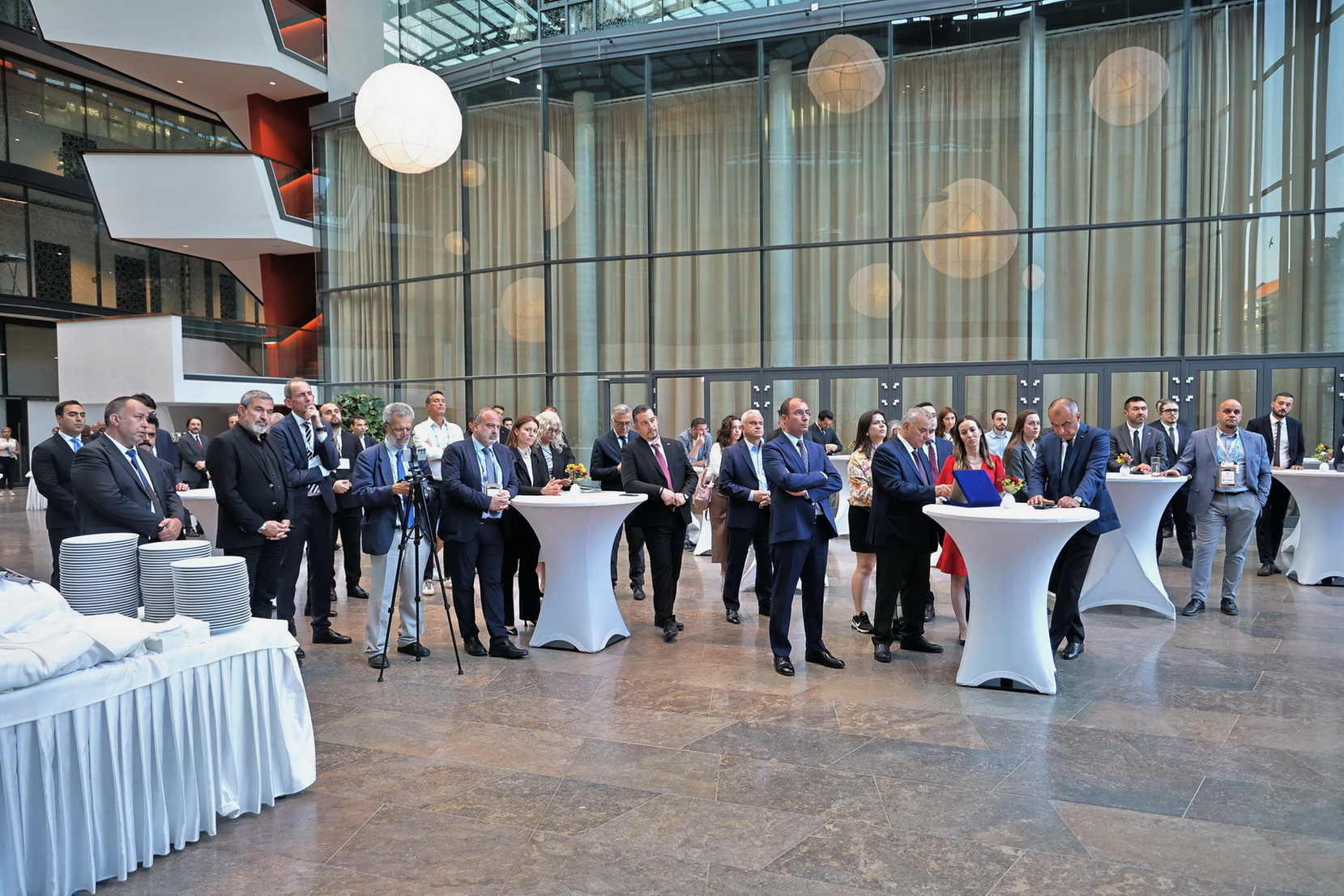 Büyükelçi Şen, ‘İFA Berlin 2024’ Fuarı Katılımcılarına Resepsiyon Verdi