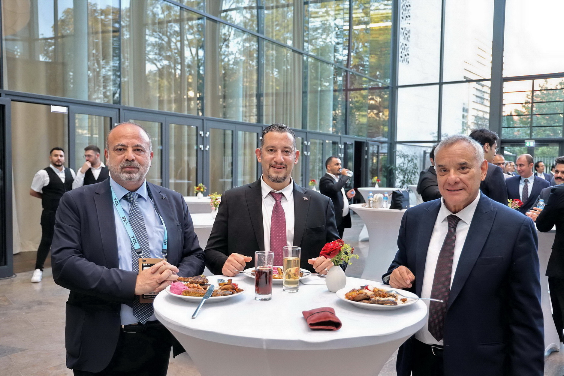 Büyükelçi Şen, ‘İFA Berlin 2024’ Fuarı Katılımcılarına Resepsiyon Verdi