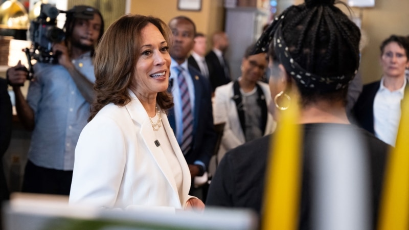 Harris rakibi Trump’ı "siyasi gösteri uğruna kutsal topraklara saygısızlıkla" suçladı