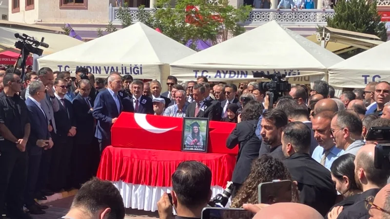 Batı Şeria’da öldürülen Ayşenur Ezgi Eygi Didim’de toprağa verildi