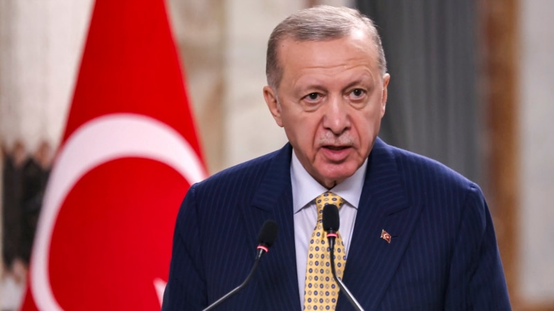 Türkiye’nin BRICS üyeliği başvurusu “ikili oynama” olarak değerlendiriliyor
