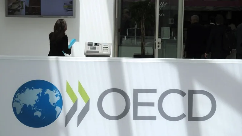 OECD, Türkiye için büyüme beklentisini düşürdü