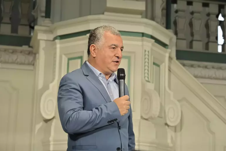Antakya Medeniyetler Korosu’ndan depremzedeler yararına konser