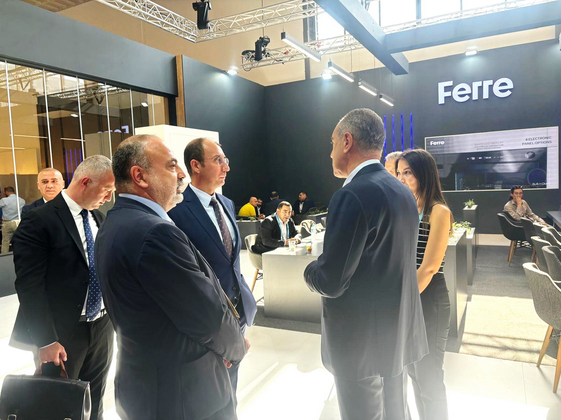 Başkonsolos Şanlı, ‘IFA Berlin 2024’ Elektronik Fuarı’nı Ziyaret Etti
