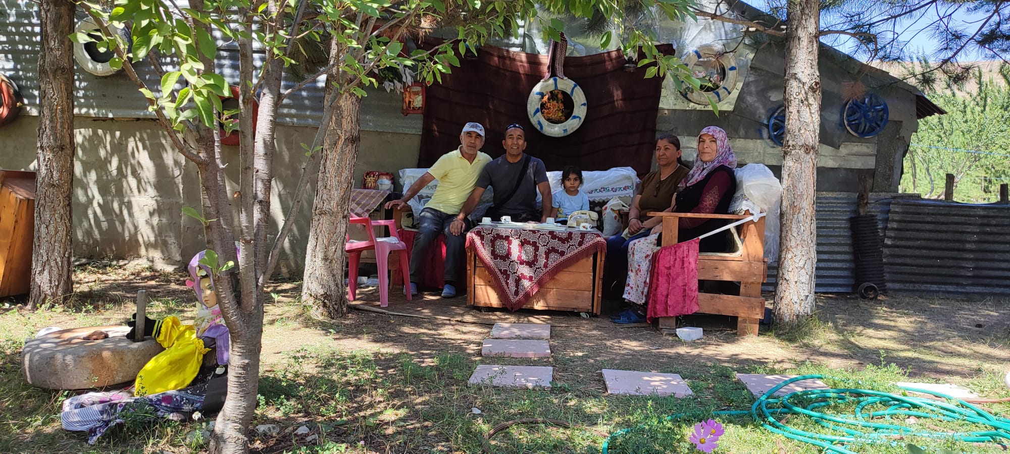 Sivas'taki pembe renkli ev yoğun ilgi görüyor