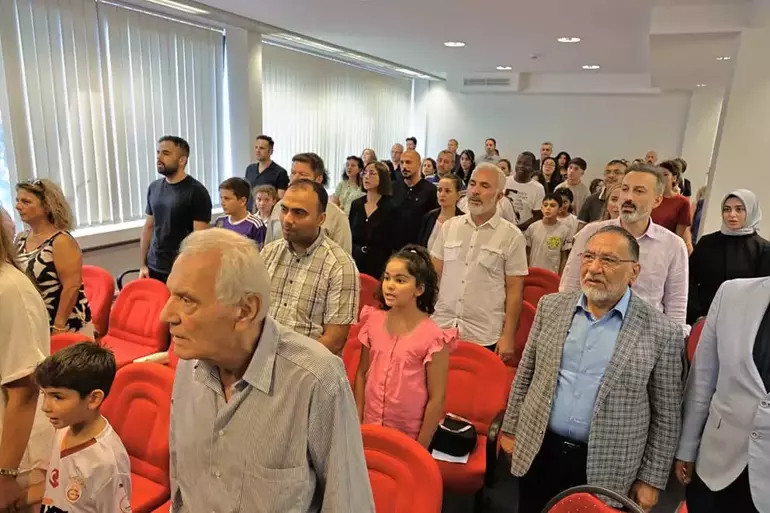 Türkçemizi ve kültürümüzü yeni nesillere öğretelim!