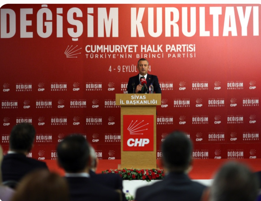 CHP'nin Yeni Tüzüğüne Halkın Bakışı: Yenilikler Umut Mu Getiriyor?