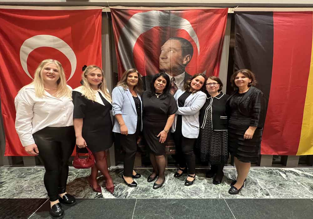 Cumhuriyet Bayramı kutlamasında, dostluk ve iş birliği mesajları verildi