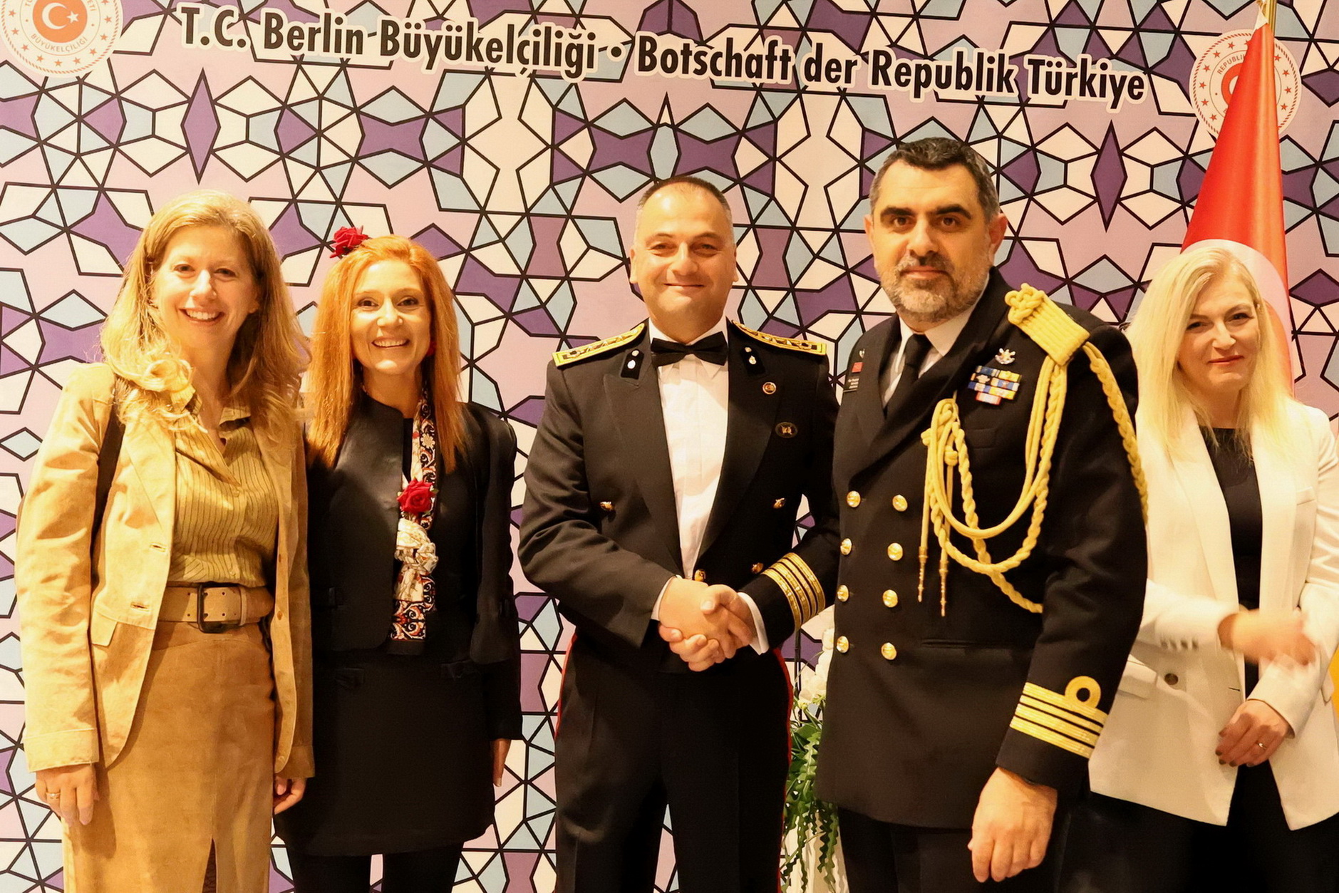 Berlin`de Türkiye Cumhuriyeti'nin 101'inci yılı kutlandı