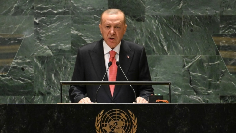 “Gazze savaşının yıldönümünde Türkiye izolasyonla mücadele ediyor”
