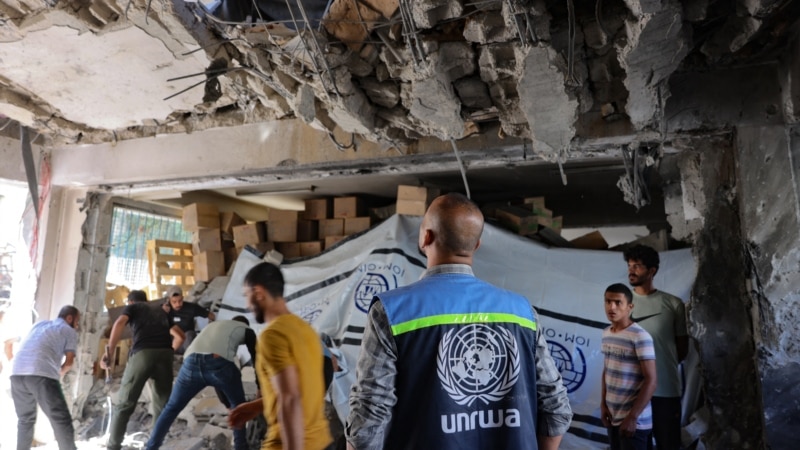 İsrail BM'nin Filistinliler'e yardım ajansı UNRWA'nın ülkede faaliyet göstermesini yasakladı