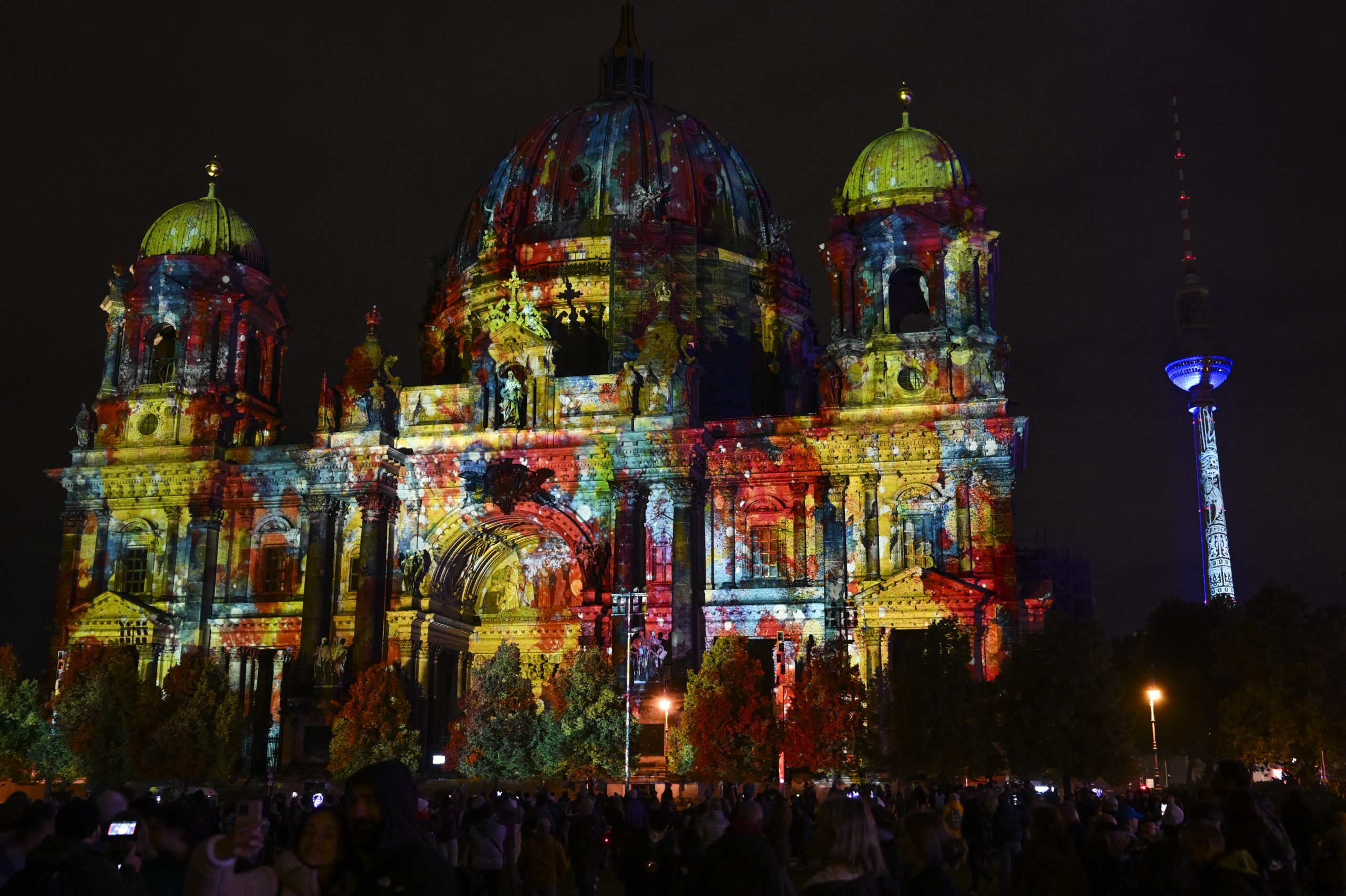 Berlin'de "Festival of Lights" Coşkusu
