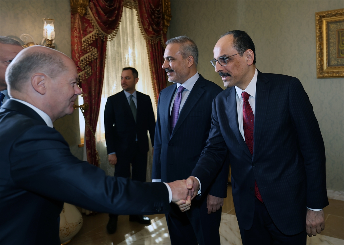 Erdoğan, Almanya Başbakanı Scholz'u kabul etti
