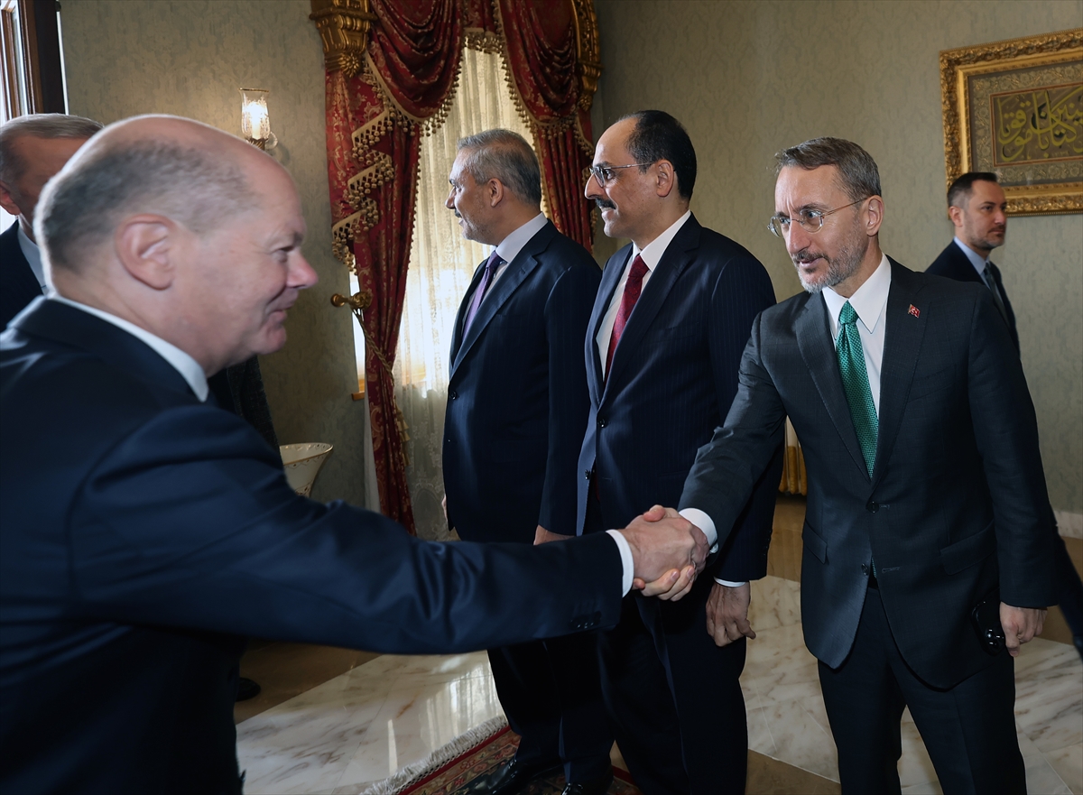 Erdoğan, Almanya Başbakanı Scholz'u kabul etti