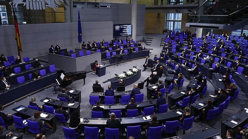 Almanya'da Koalisyon Görüşmelerinde Vergi Tartışmaları Sürüyor