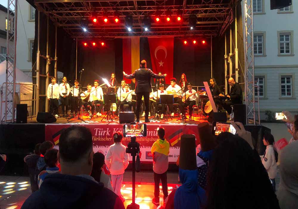 Ludwigsburg’da “Türklerin Birliği” Etkinliği Coşkuyla Kutlandı