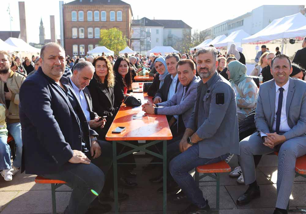 Ludwigsburg’da “Türklerin Birliği” Etkinliği Coşkuyla Kutlandı