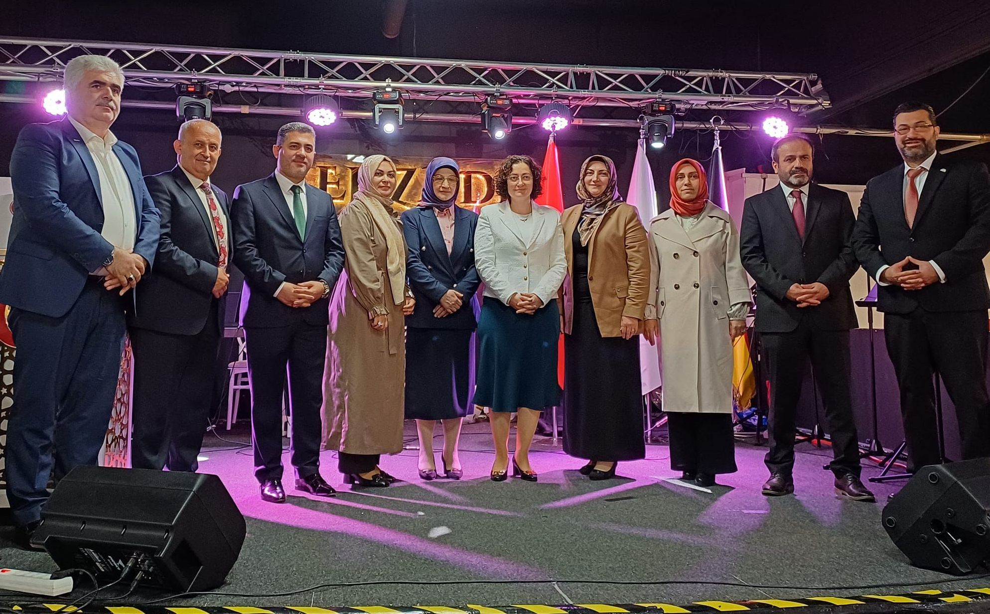 'Peygamberimiz ve Şahsiyet İnşası' konferansına büyük ilgi