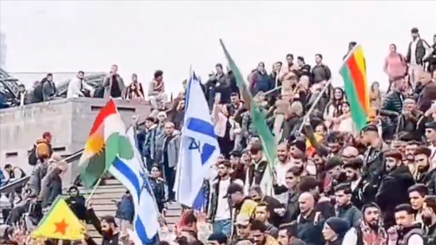 PKK yandaşlarının eyleminde İsrail bayrağı açıldı