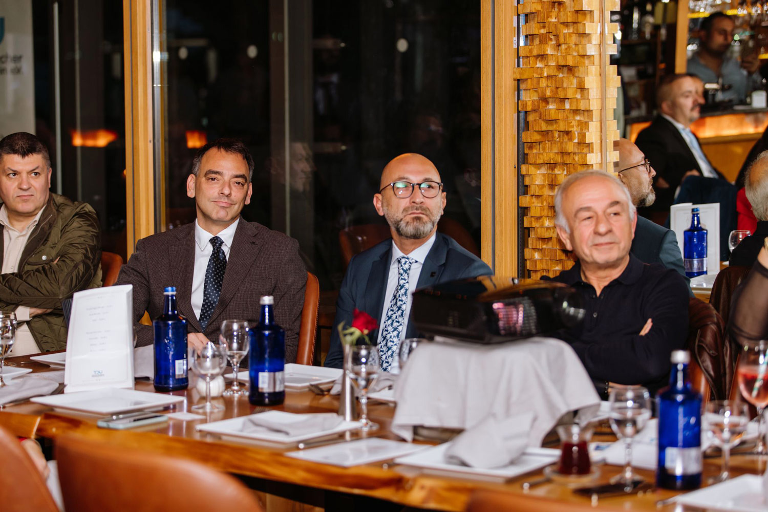 Yaklaşık 100 işveren TDU NRW’nin davetiyle Düsseldorf’ta buluştu