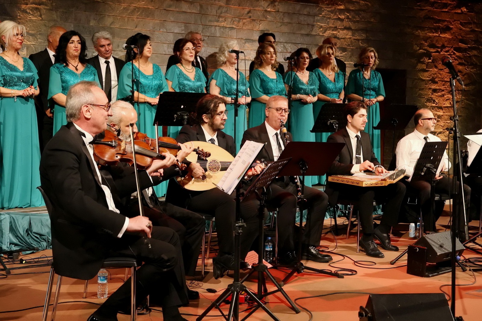 Berlin’de Eski Dostlar Korosu ile Konser Sezonu Başladı