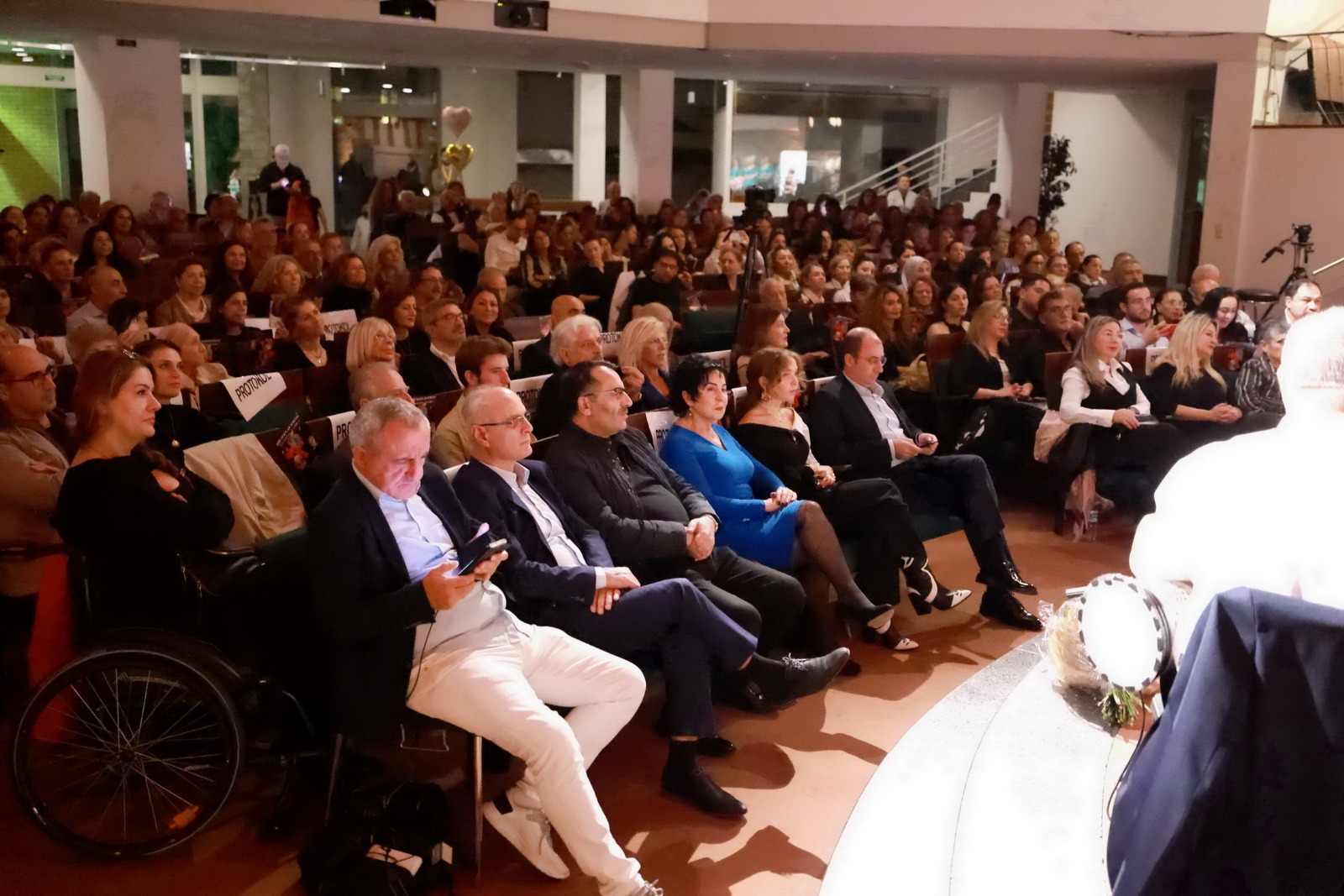 Berlin’de Eski Dostlar Korosu ile Konser Sezonu Başladı