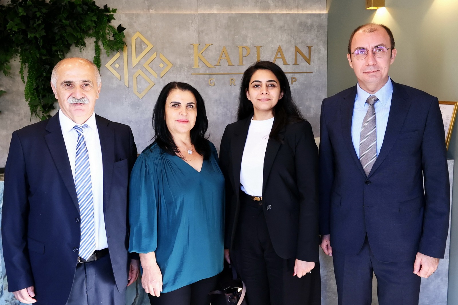 Berlin Başkonsolosu Şanlı, Kaplan Döner Tesislerini Ziyaret Etti