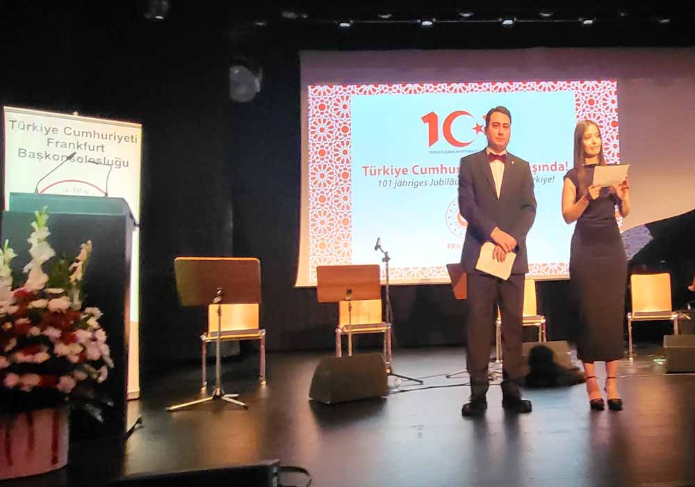 Frankfurt’ta Cumhuriyet’in 101. Yılı Coşkuyla Kutlandı