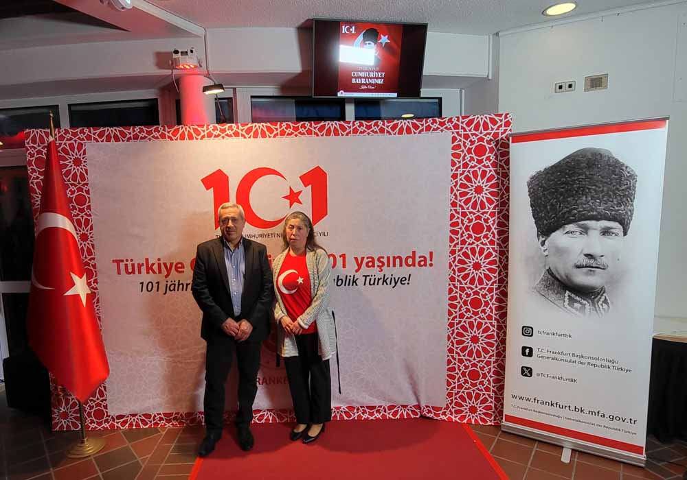 Frankfurt’ta Cumhuriyet’in 101. Yılı Coşkuyla Kutlandı
