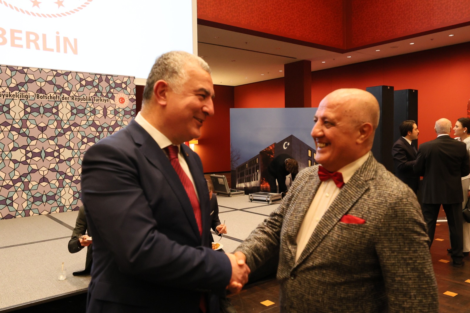 Berlin`de Türkiye Cumhuriyeti'nin 101'inci yılı kutlandı