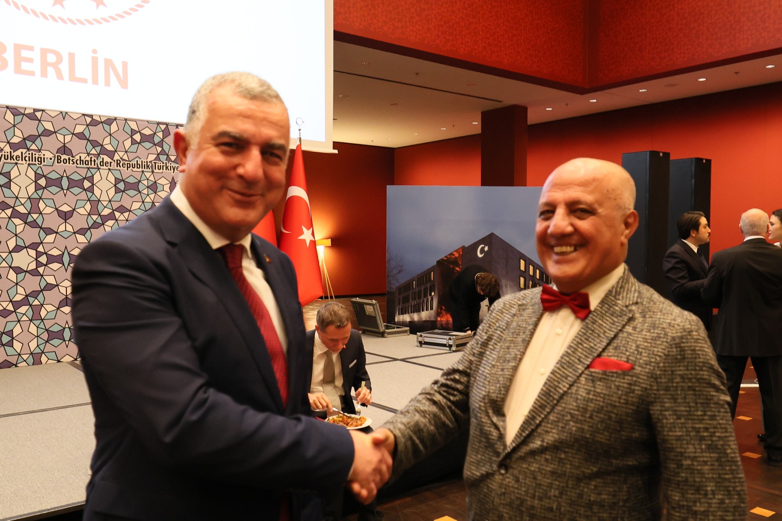 Berlin`de Türkiye Cumhuriyeti'nin 101'inci yılı kutlandı