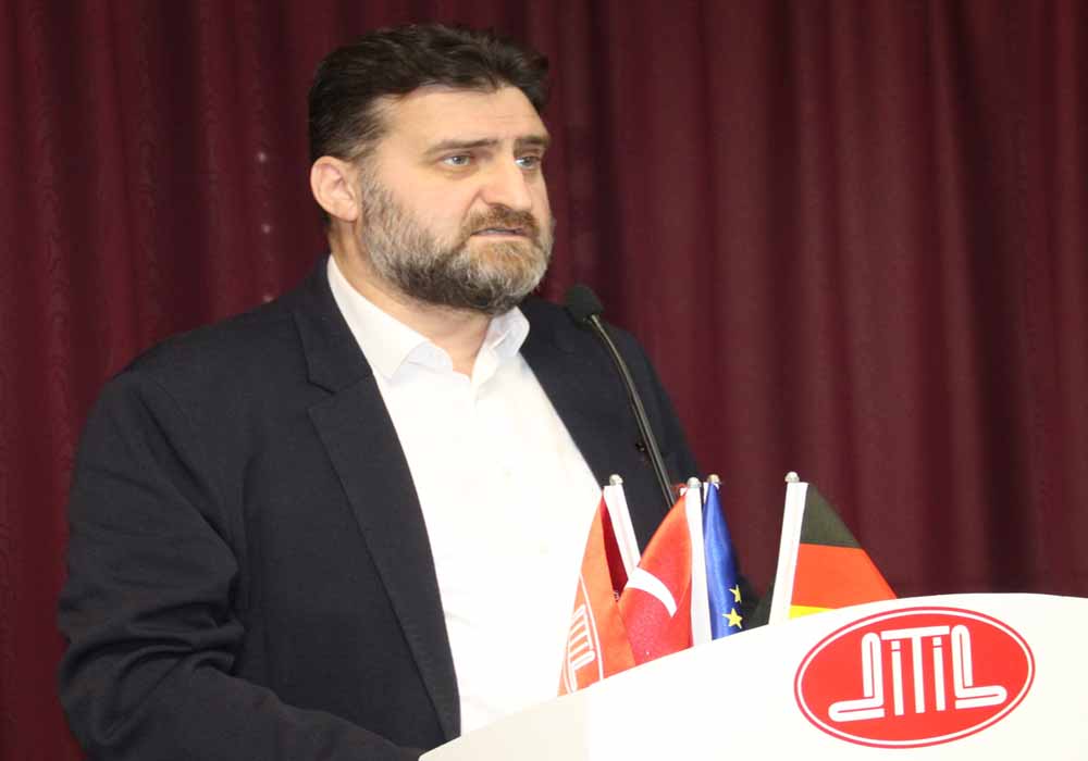 Konsolosluk yetkilileri vatandaşları bilgilendirdi
