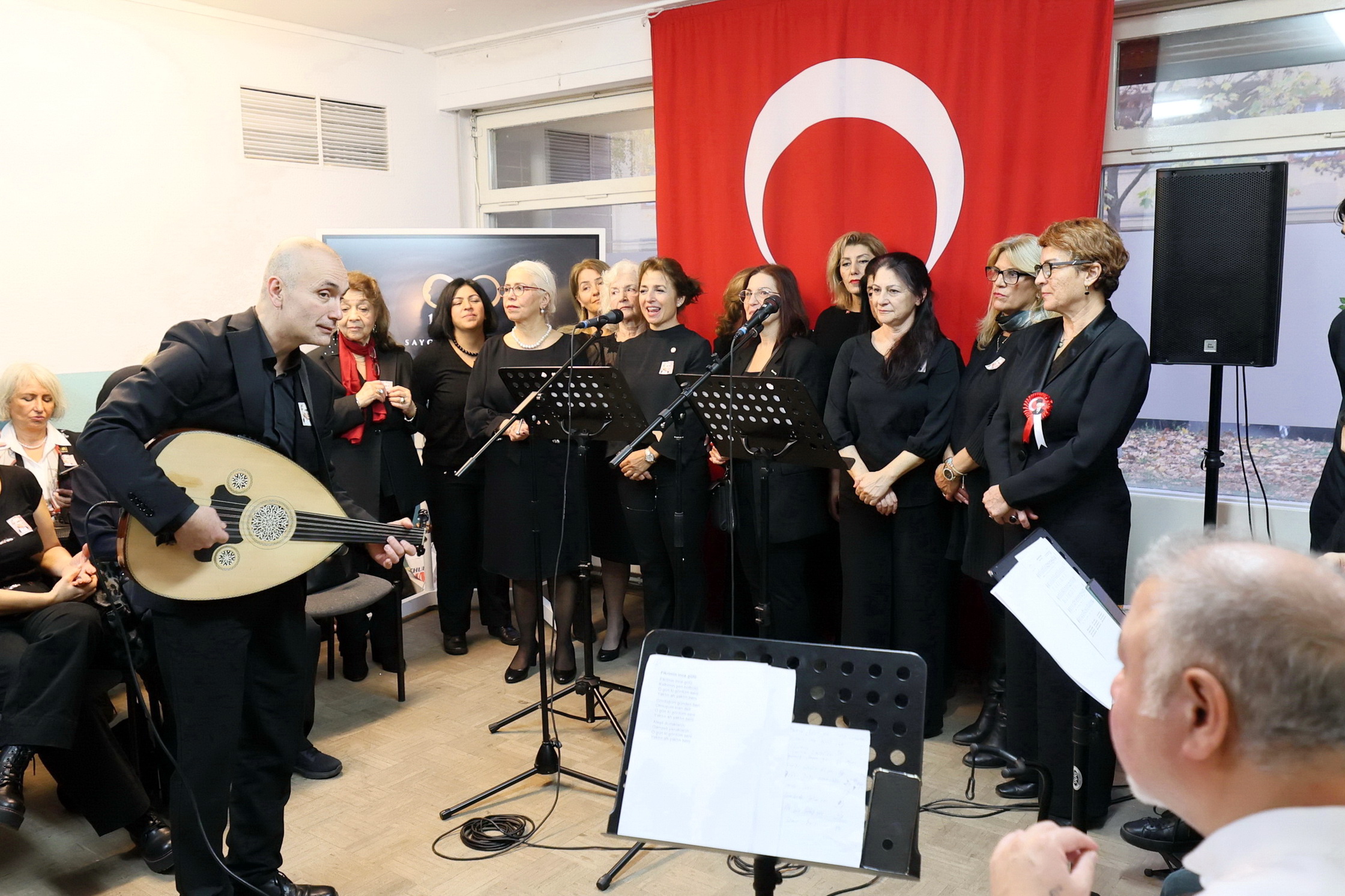 Eskidostlar Korosu’ndan 10 Kasım Atatürk’ü Anma Konseri