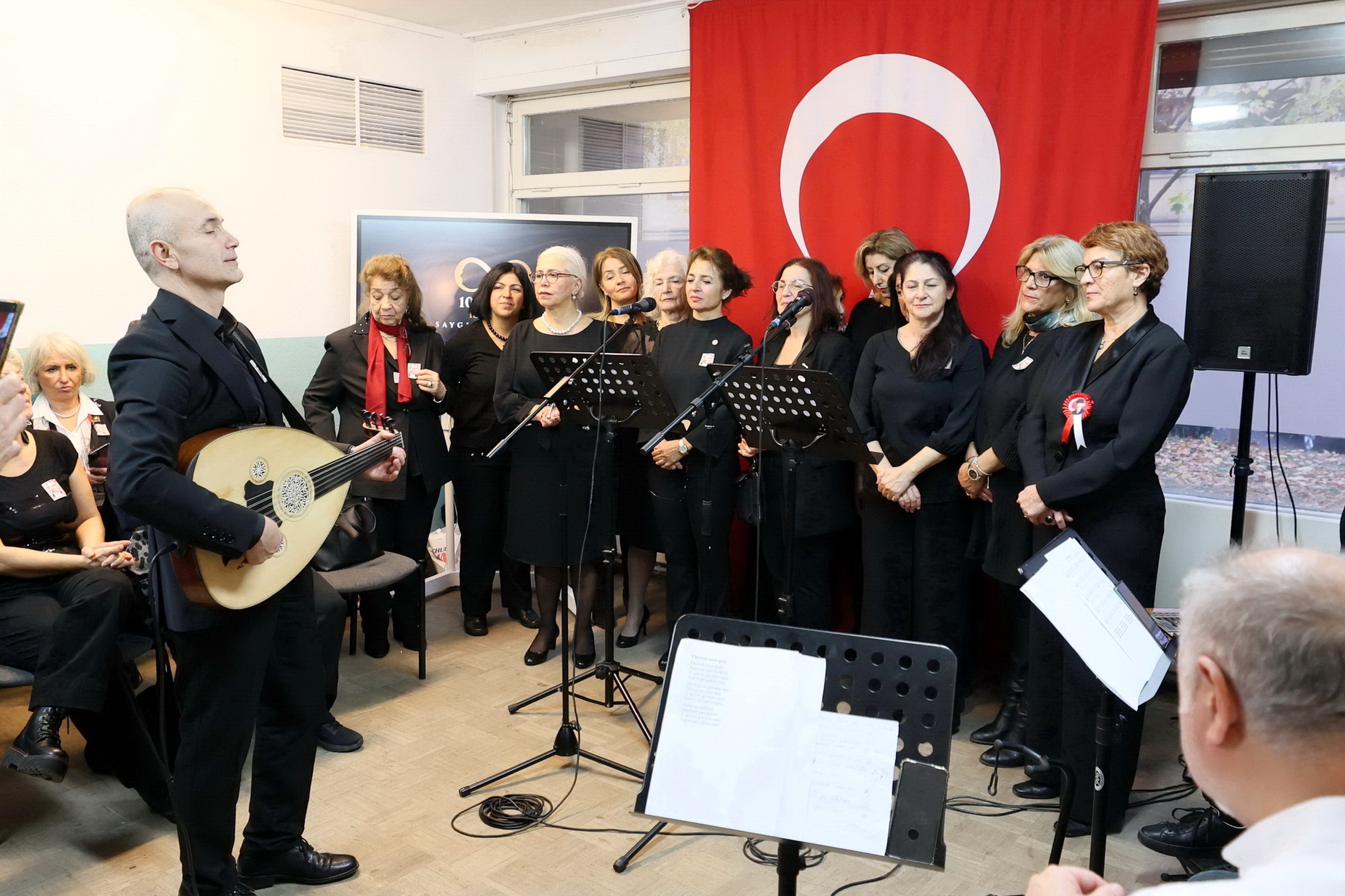Eskidostlar Korosu’ndan 10 Kasım Atatürk’ü Anma Konseri