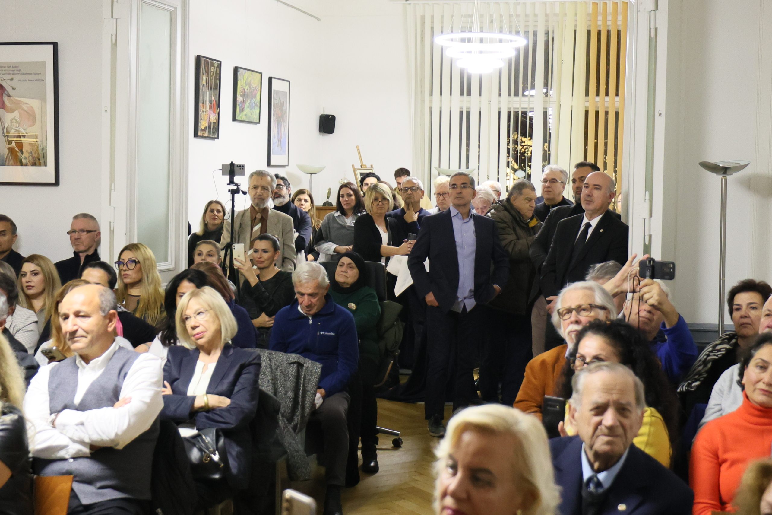Gazeteci Yazar Sedef Kabaş’a Berlin`de Büyük İlgi