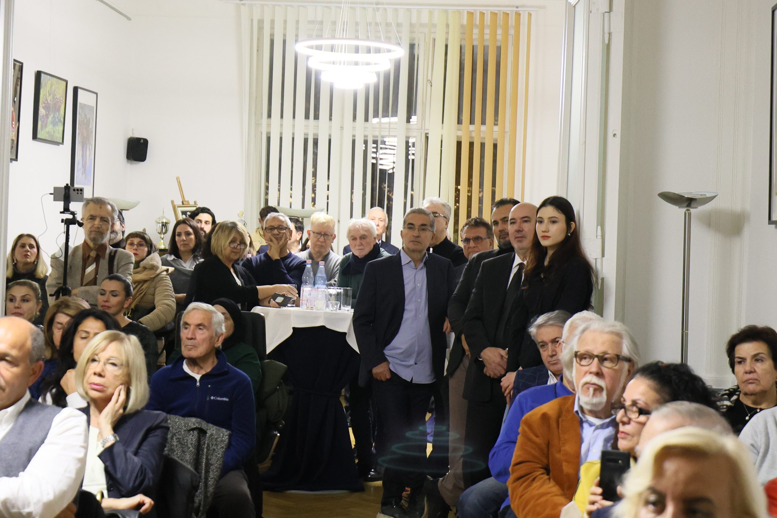 Gazeteci Yazar Sedef Kabaş’a Berlin`de Büyük İlgi