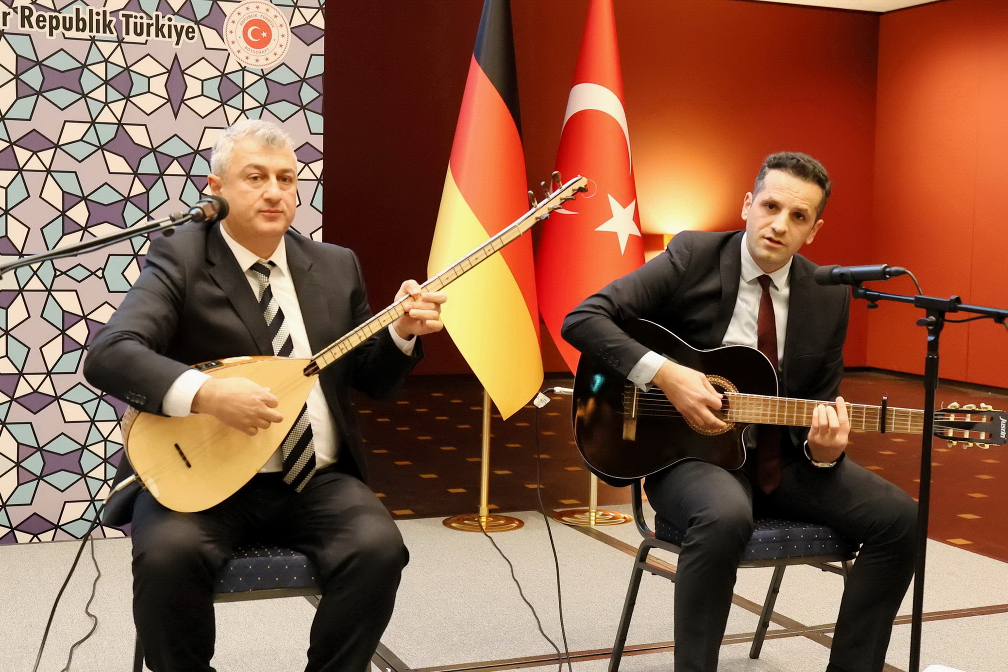 24 Kasım Öğretmenler Günü, Berlin Büyükelçiliği’nde Coşkuyla Kutlandı