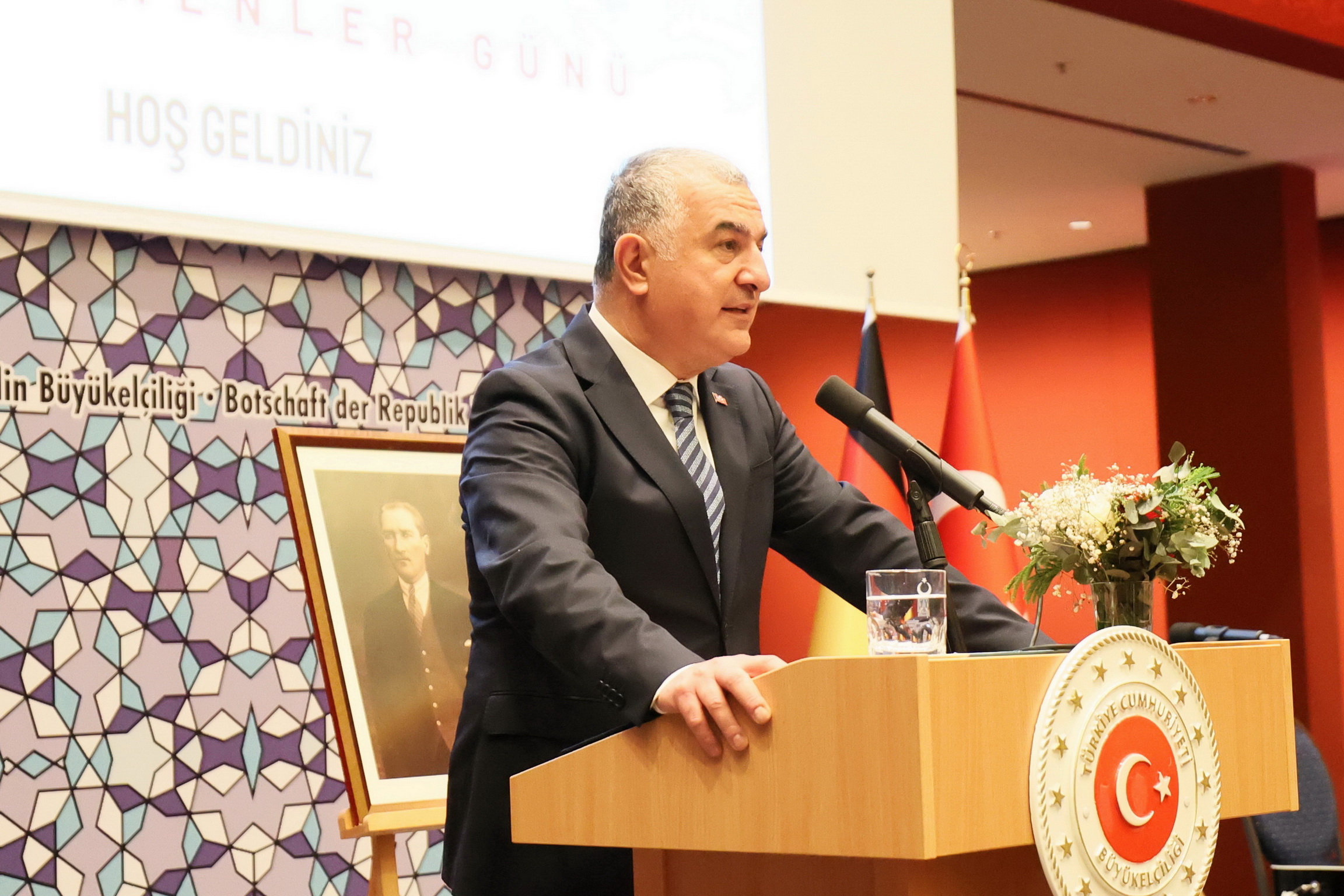 24 Kasım Öğretmenler Günü, Berlin Büyükelçiliği’nde Coşkuyla Kutlandı