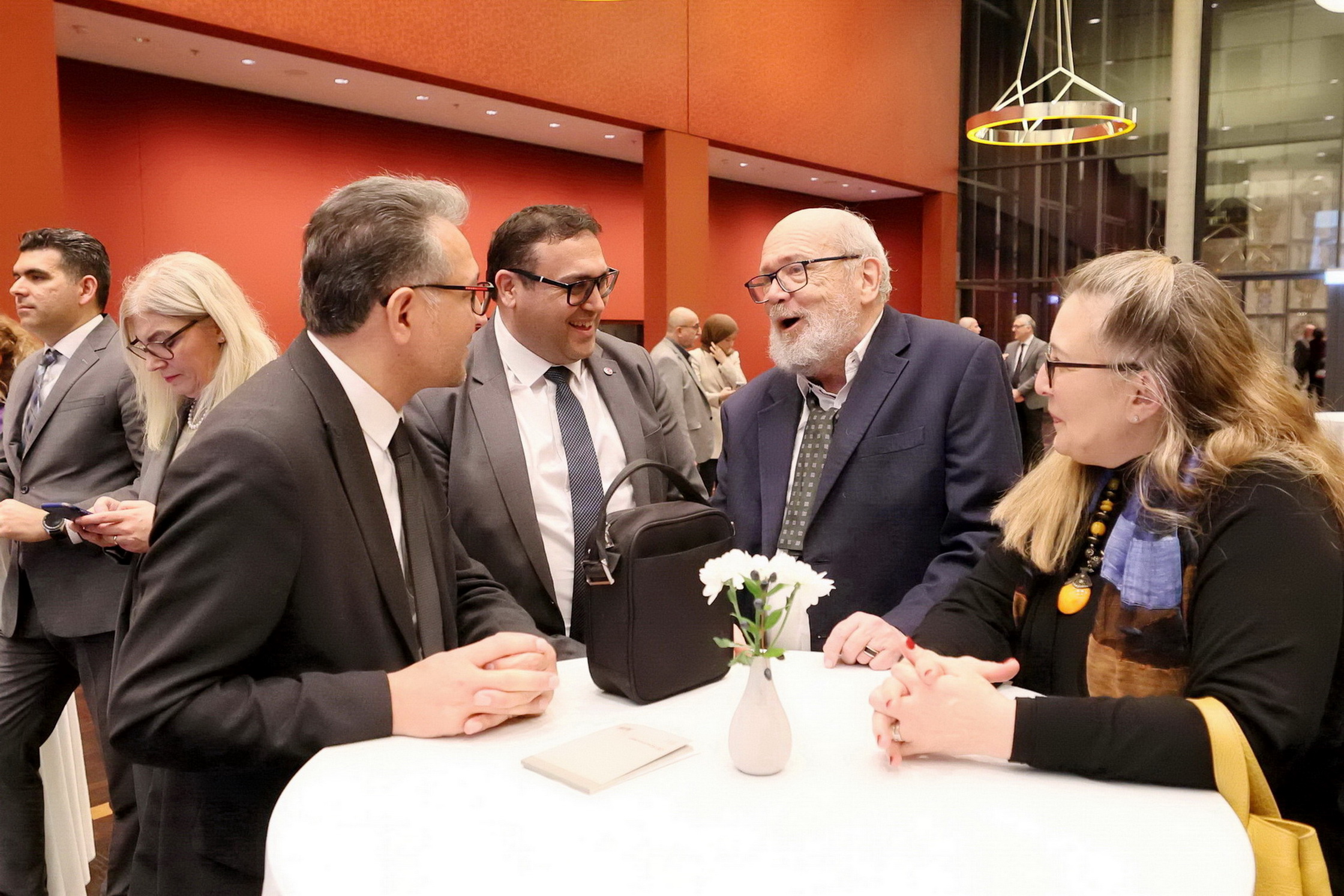 24 Kasım Öğretmenler Günü, Berlin Büyükelçiliği’nde Coşkuyla Kutlandı