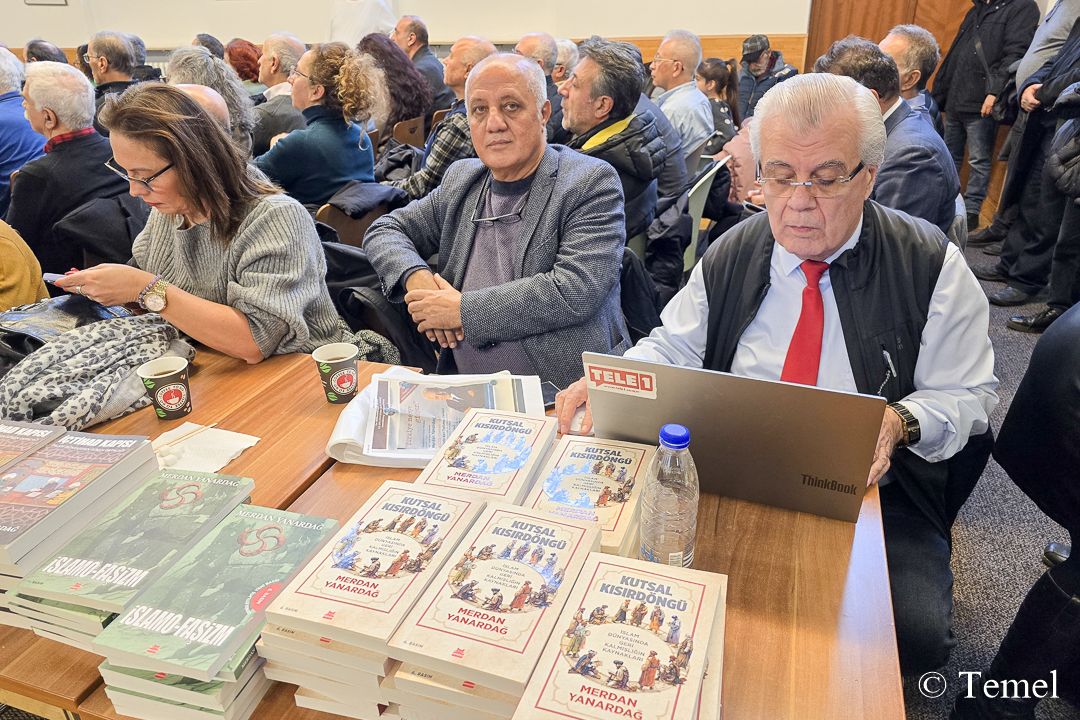Merdan Yanardağ: “Demokratik ve Laik Türkiye İçin Mücadele Etmeliyiz”