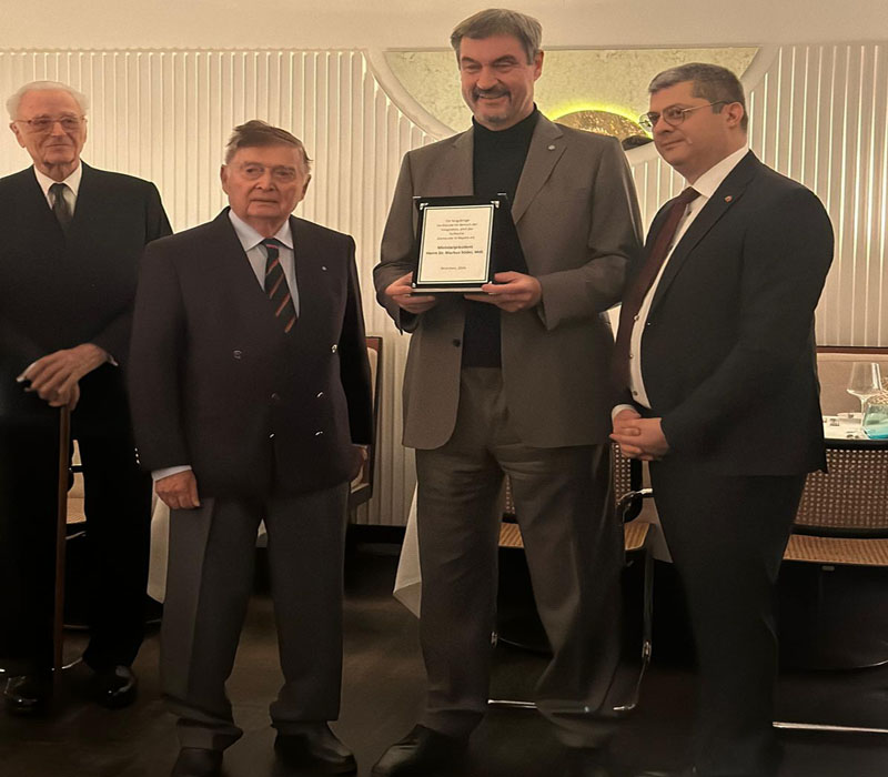 Bavyera Eyalet Başkanı Söder: "Türkleri ve Türkiye'yi Seviyorum"