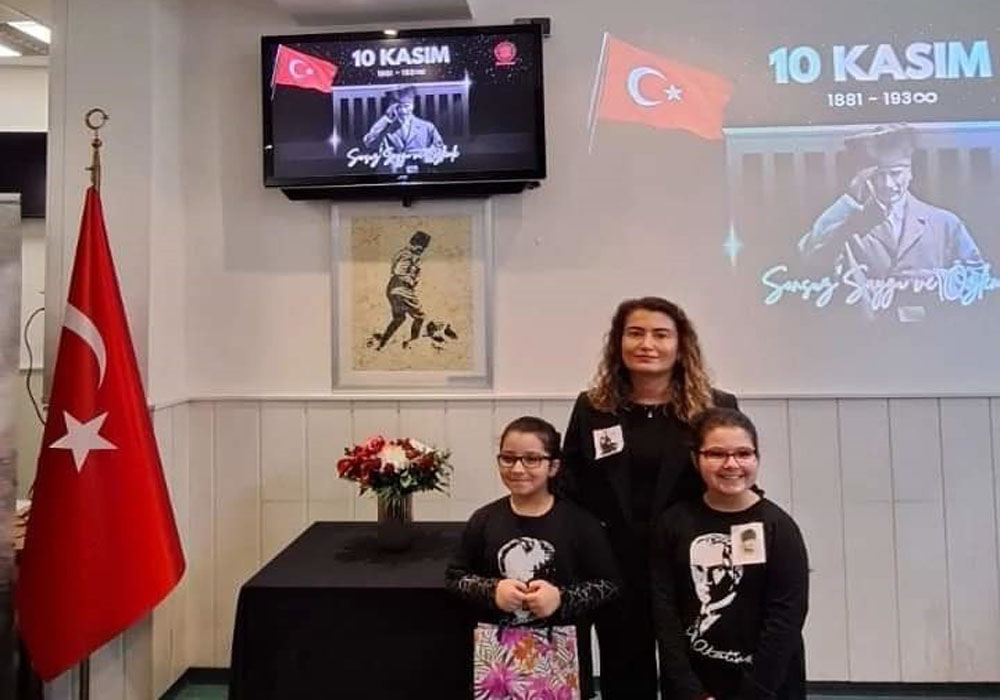 Stuttgart’ta Atatürk 86. Vefat Yıldönümünde Saygıyla Anıldı