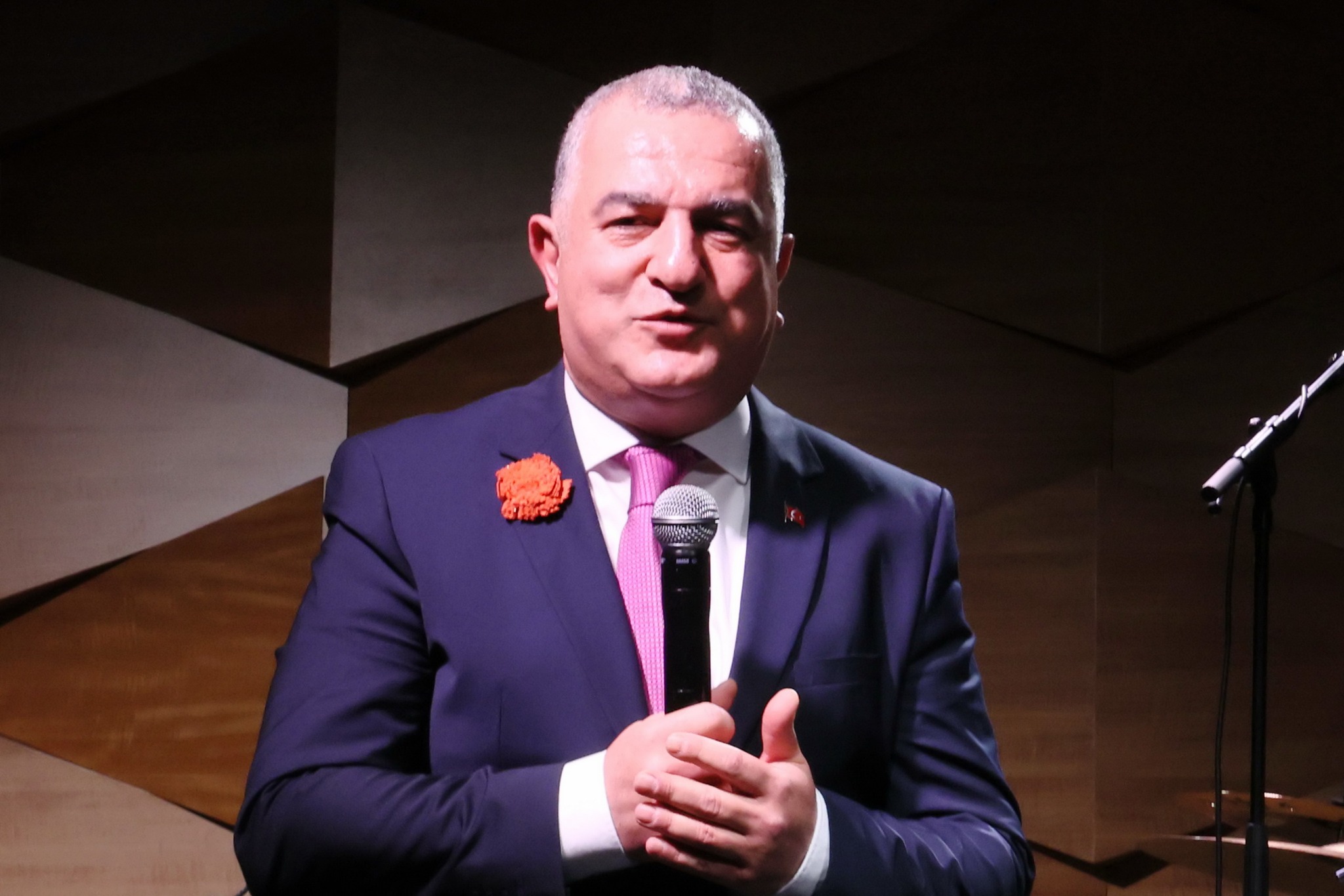 LÖSEV Berlin'de Görkemli Kuruluş Resepsiyonu ile Almanya'daki Faaliyetlerine Başladı